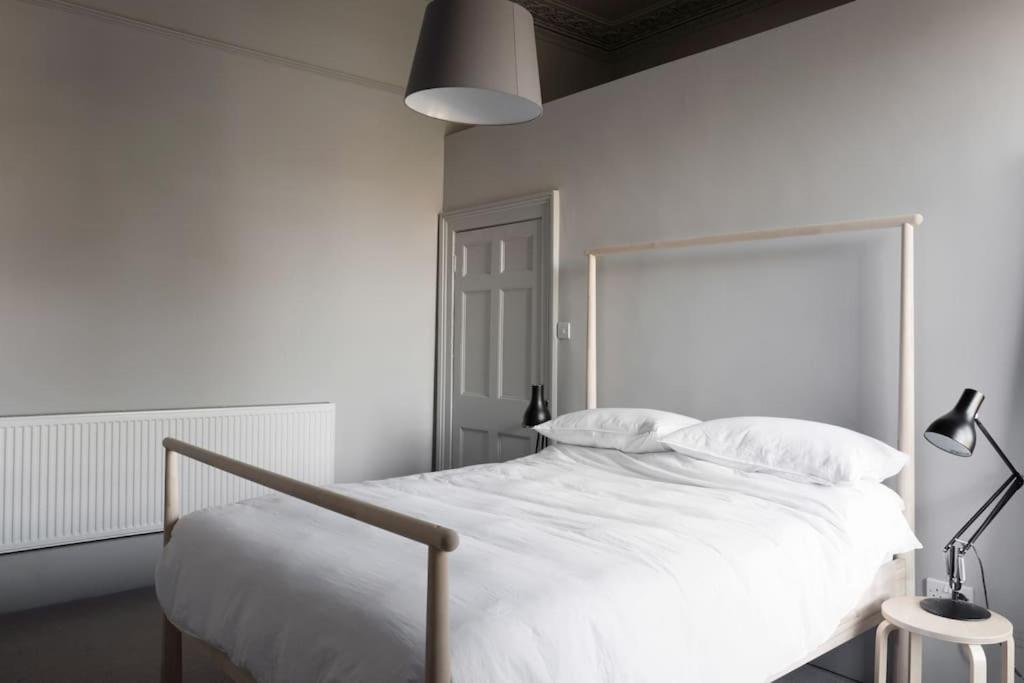 Spacious Georgian Pad - Free Parking - Walk To Bath Apartment Exterior foto