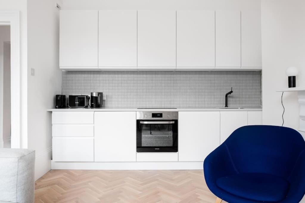 Spacious Georgian Pad - Free Parking - Walk To Bath Apartment Exterior foto
